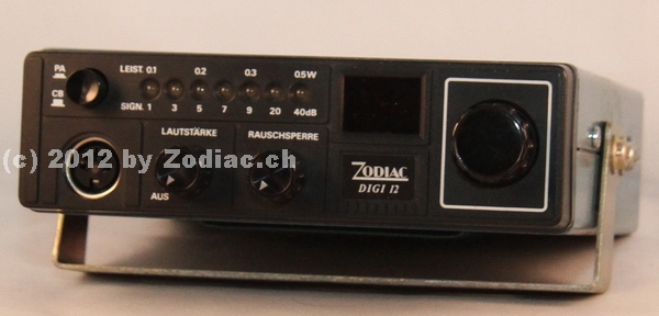 Zodiac Digi 12
Typ:CB-Gerät
Frequenz:27.005-27.135 MHz
Kanäle:12
Modulationsart:AM
Leistung:0,5 Watt
Hergestellt ab: 1977
Schlüsselwörter: Zodiac Digi 12