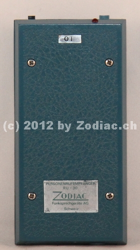 Zodiac RU-30
Personenrufempfänger
Radius von ca. 1 Km
Frequenz: 27 MHz 
Schlüsselwörter: Zodiac RU-30