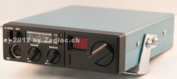 Zodiac M-4040 Prüfmuster Schweiz
Typ:CB-Gerät
Frequenz:26.965-27.405 MHz
Kanäle:40
Modulationsart:FM
Leistung:4 Watt
Hergestellt ab:1984
Sonstiges: Prüfmuster Schweiz. Gerät hat noch keine Gerätebezeichnung
Schlüsselwörter: Zodiac M-4040 Prüfmuster Schweiz